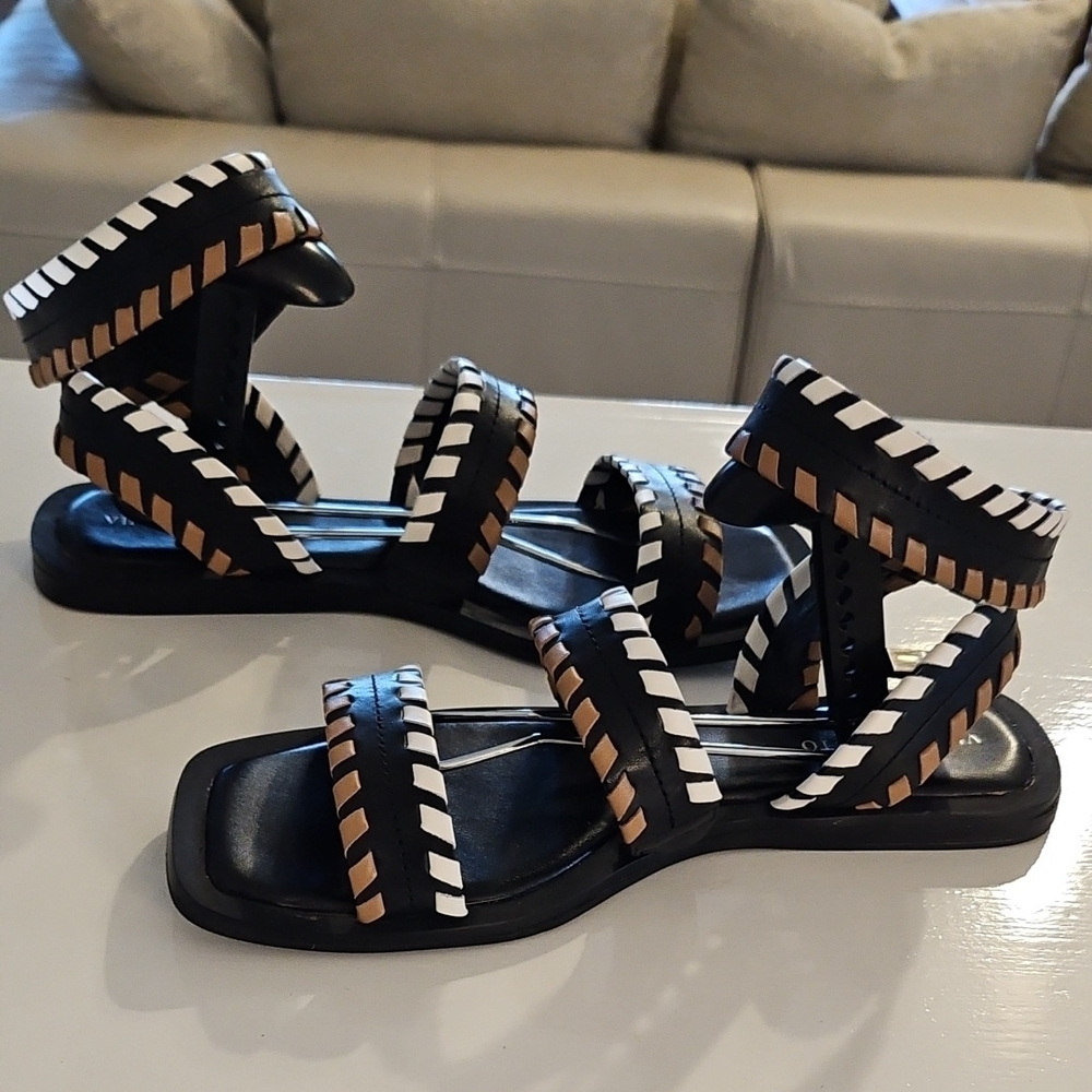 Vince Camuto Black and Tan Strappy Sandals